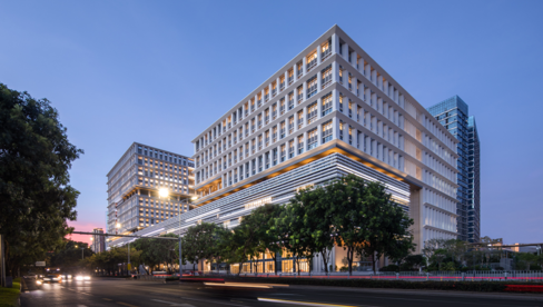 深圳市新华医院外观图